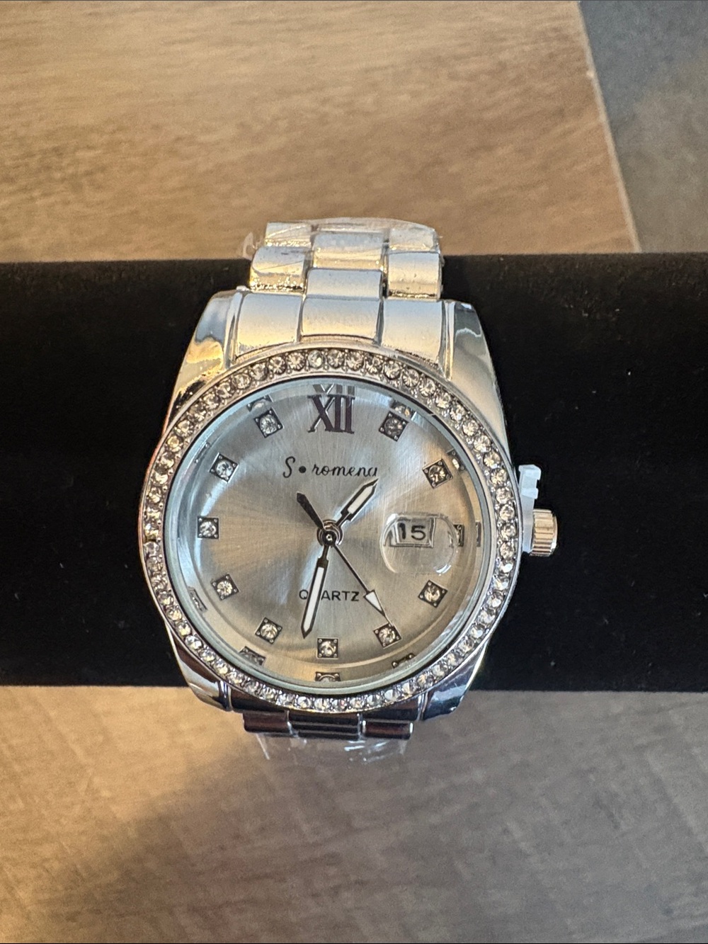 Silver Tone Rhinestone Quartz Watch with Date